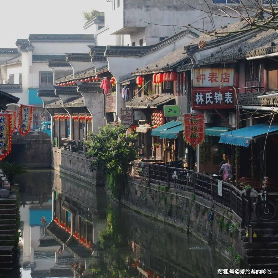 复兴中医肛肠:便血,肛门口有肉球、刺痛,但起因有是肛裂,有是痔疮